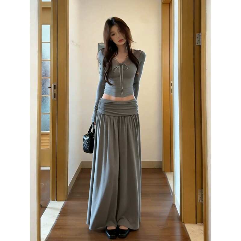 2026 new collection: elegant gray dress with a sophisticated lace top and A-line long skirt, perfect for early autumn 2026 new collection: elegant gray dress with a sophisticated lace top and A-line long skirt, perfect for early autumn