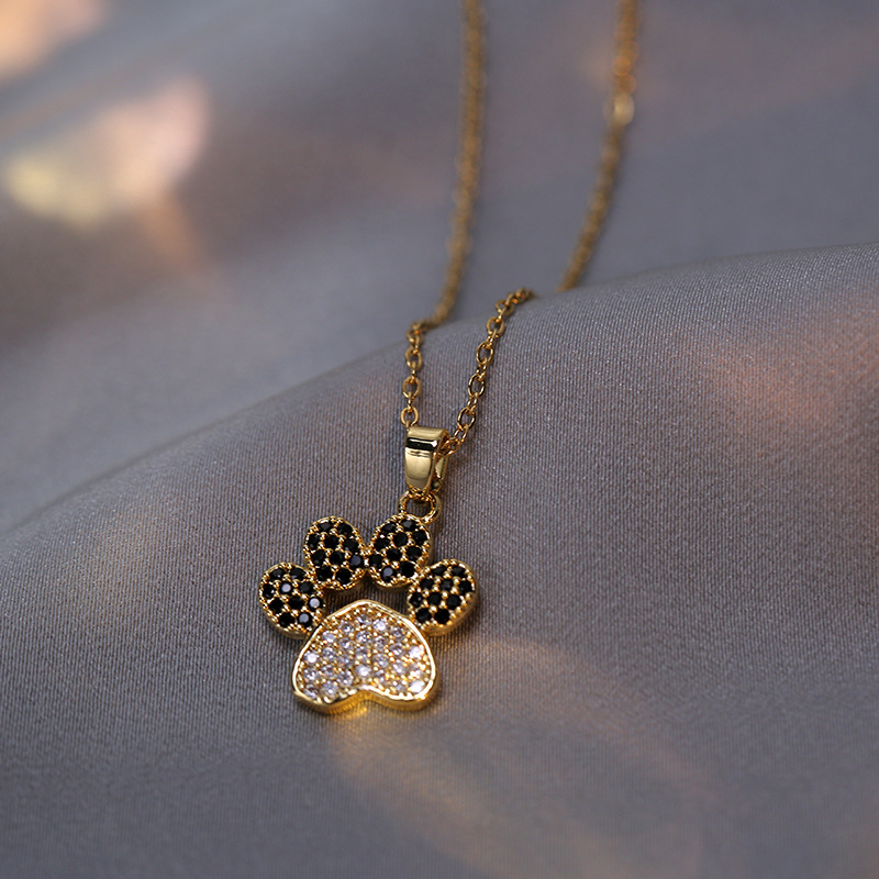 Titanium Steel Cute Paw Print Diamond Pendant Necklace display picture 3