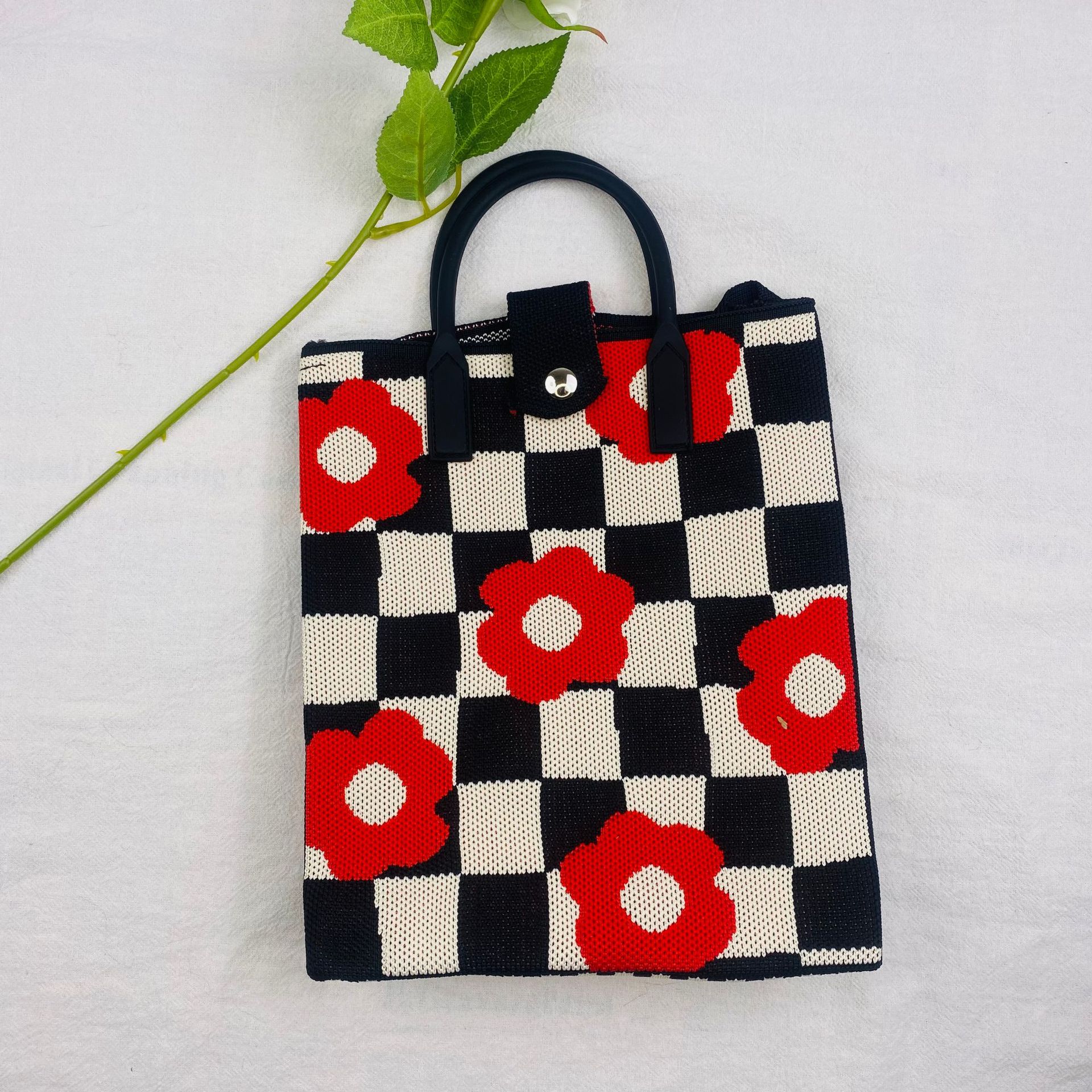 체크무늬 꽃 블랙