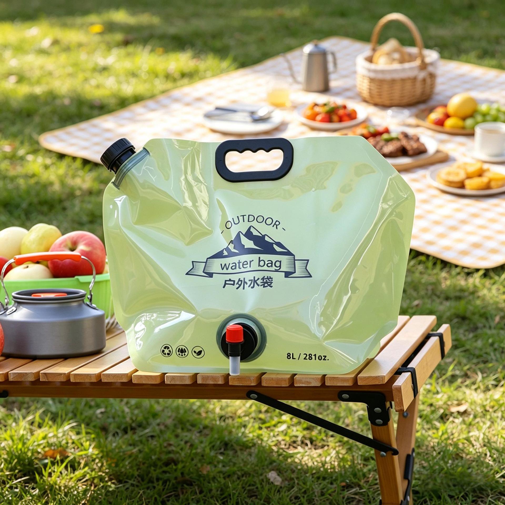 Portable Water Storage Bag, Foldable Outdoor Sports Camping Large-Capacity Mountaineering Water Faucet Plastic Water Bucket, Portable Direct Drinking Bag