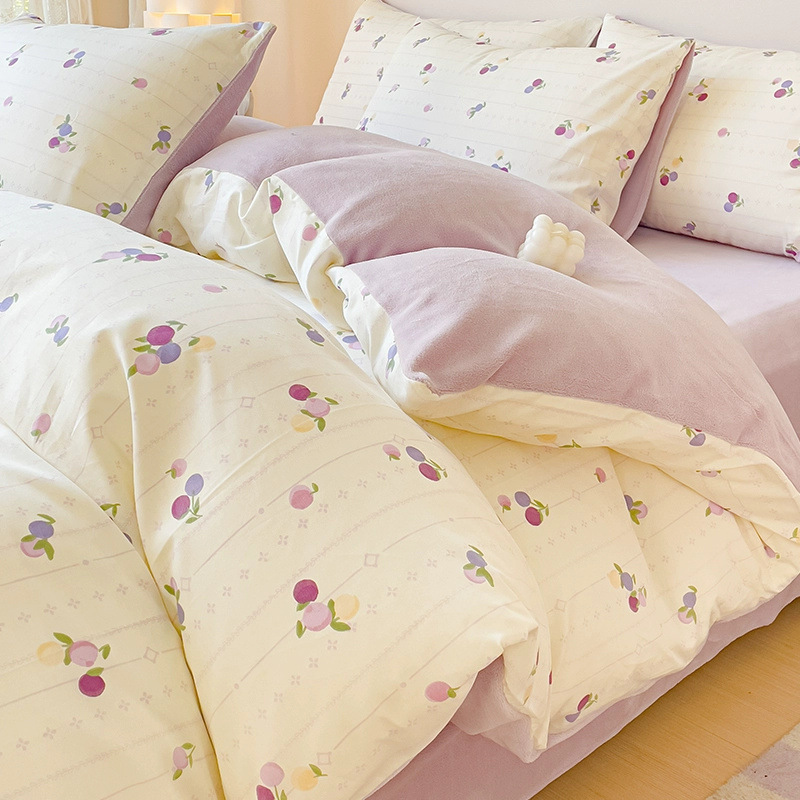 Juego de cuatro piezas de terciopelo de leche de algodón puro 2023 nuevo otoño e invierno más funda de edredón de sábana de terciopelo de coral juego de tres piezas