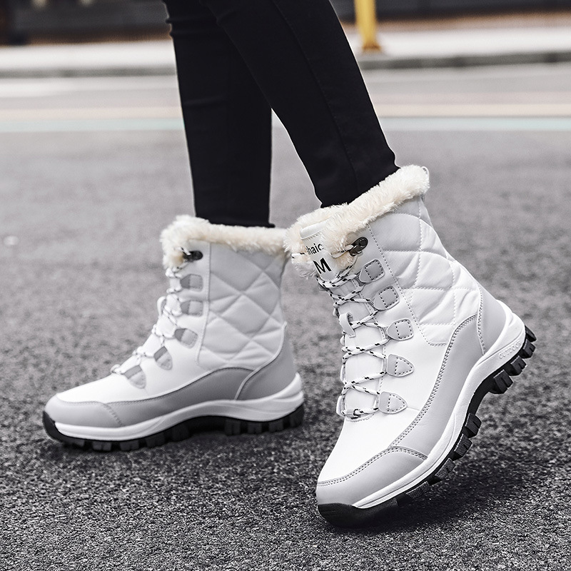 2026 botas de nieve de invierno transfronterizas para hombres y mujeres de tubo medio y largo calentamiento de lana gruesa zapatos de algodón al aire libre del noreste