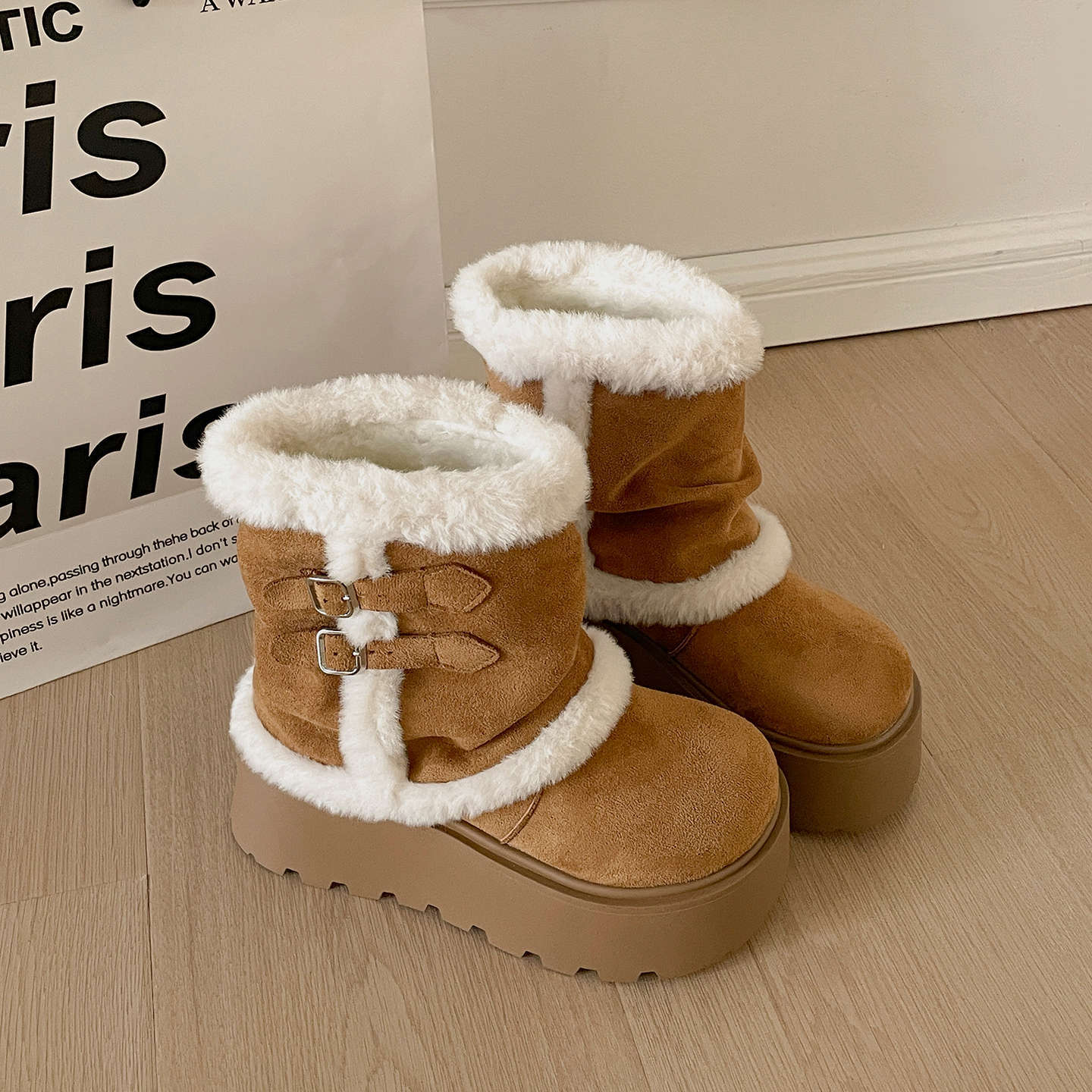 Blanco retro fondo grueso más vello grueso botas de nieve para mujeres 2025 nuevo calentamiento de invierno calzado de algodón de lana noreste