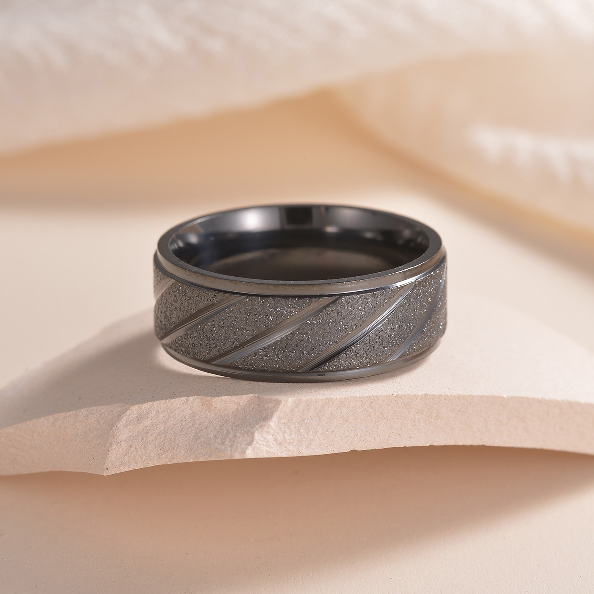 New matte bevel personalized design men's wedding ring simple fashion explosion_voghion.com