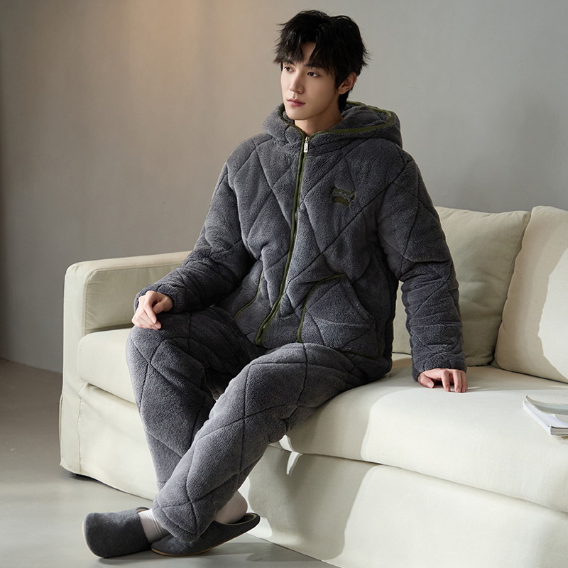 Pijamas de algodón de tres capas para hombres 2024 invierno de lana de coral de manga larga suelta y gruesa ropa de casa cálida set casual