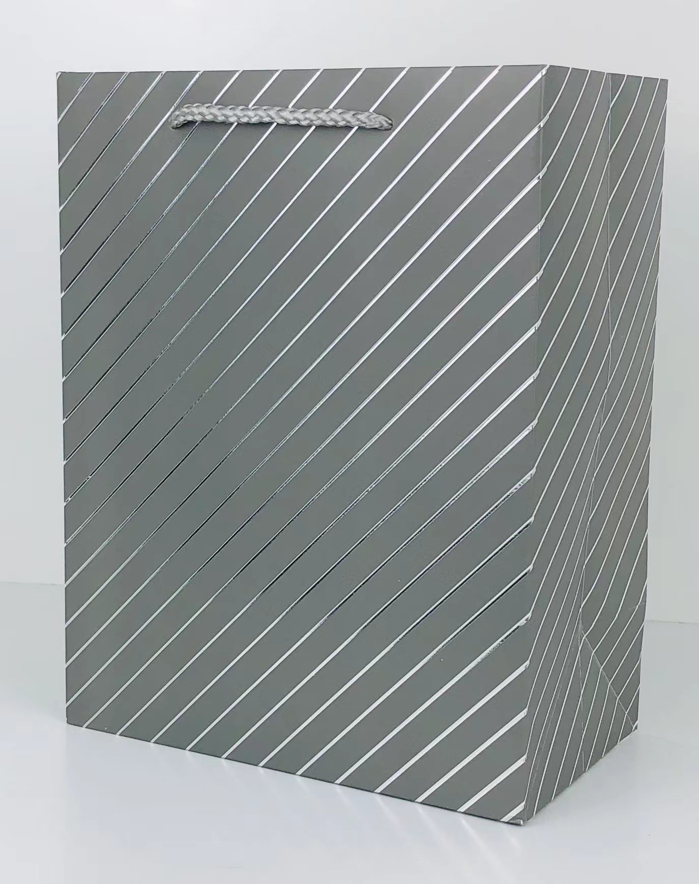 现货斜条纹烫金简约日常男士手提袋礼品袋购物袋批发