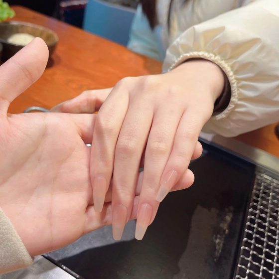 Zhenqian Mansi Temple onion color nail beauty stickers gentle Huafei touch face gradient wear nail fake nail removable nail piece