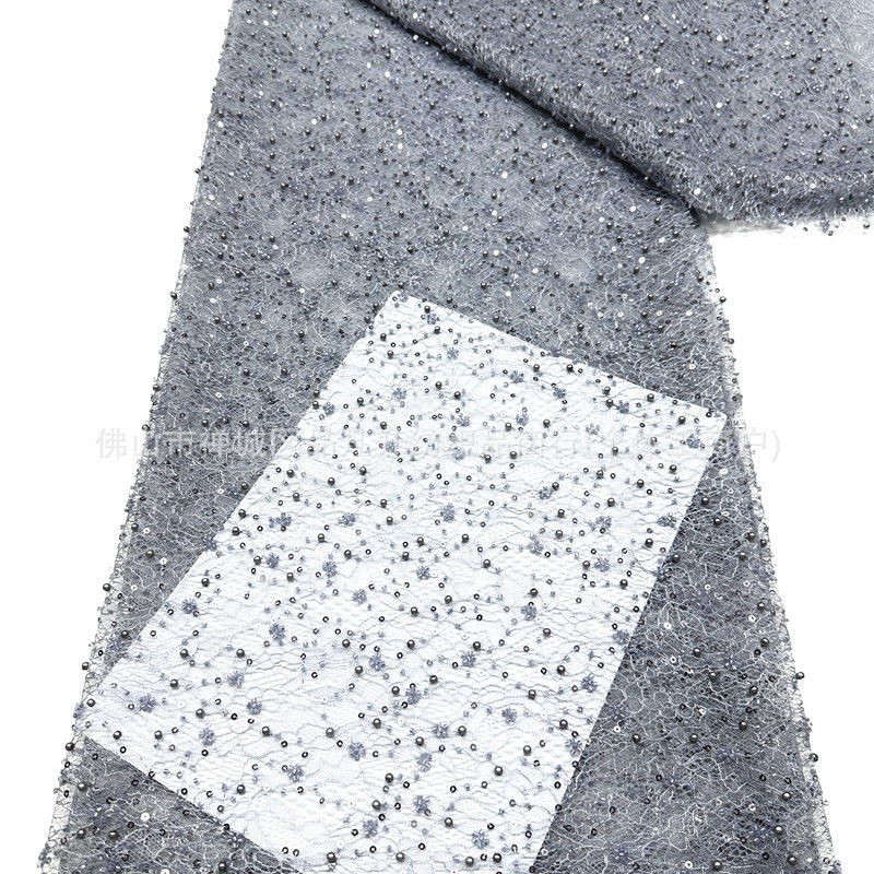 Tejido de encaje de perlas de oro ligero tamaño de perlas sequinado alto vestido de hombro inclinado tejido bordado a mano