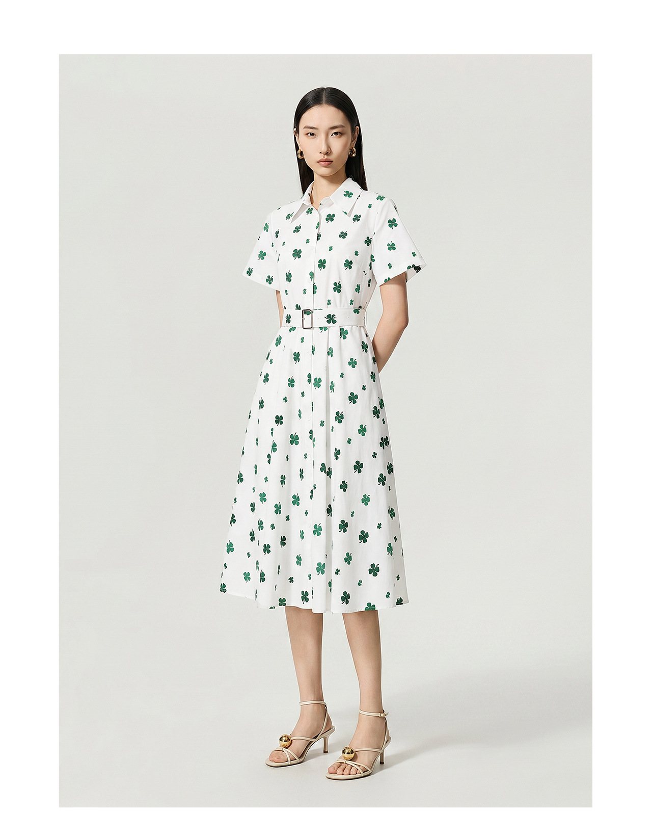 Đầm maxi nữ thắt eo in họa tiết hoa, tay ngắn cổ bẻ, chất cotton thoáng mát — màu trắng chi tiết 12
