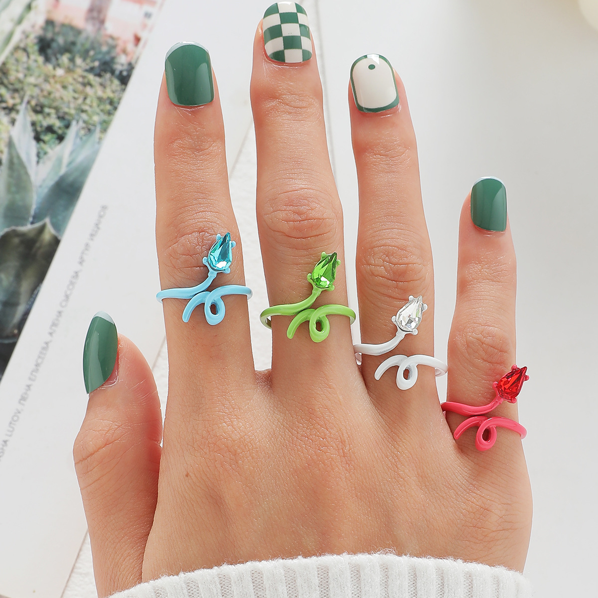 European and American Fashion Jewelry Color Snake Ring Set