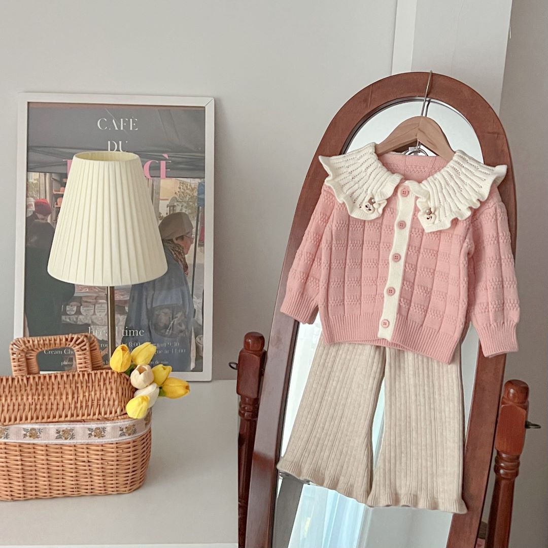 Giacca lavorata a maglia in due pezzi da ragazza 2023 autunno / inverno nuovo cardigan con risvolto grande per ragazza coniglio con maglione carino_voghion.com