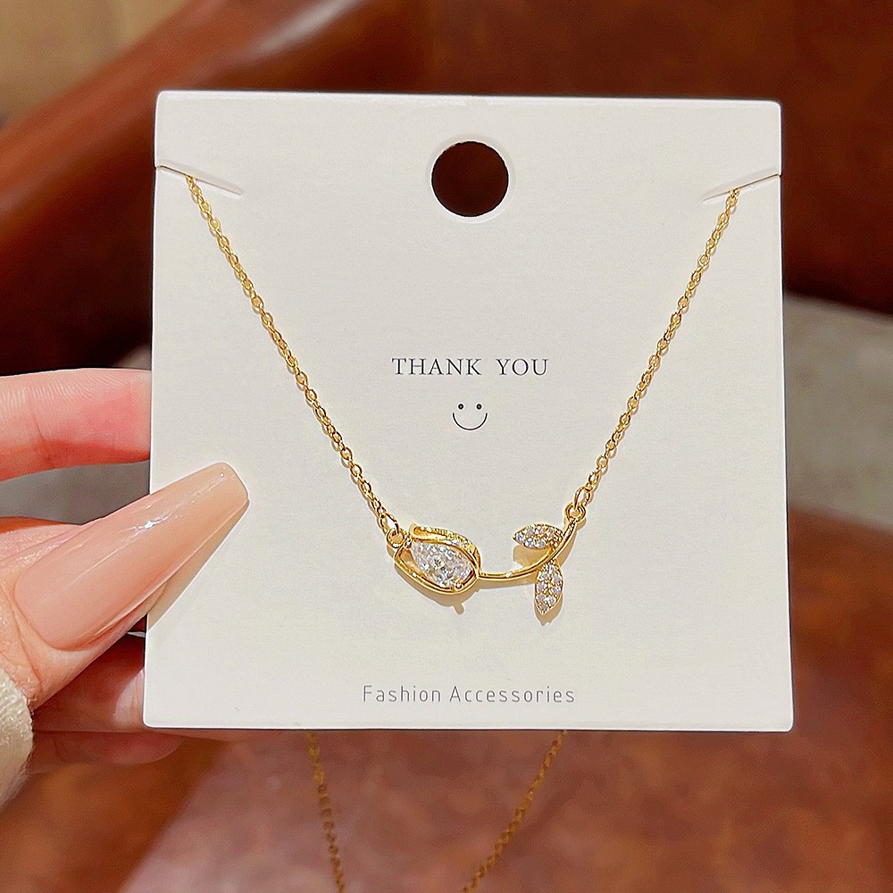 Girls under the moon titanium steel white shellfish new national style design sense niche clavicle chain female fashion temperament neck chain