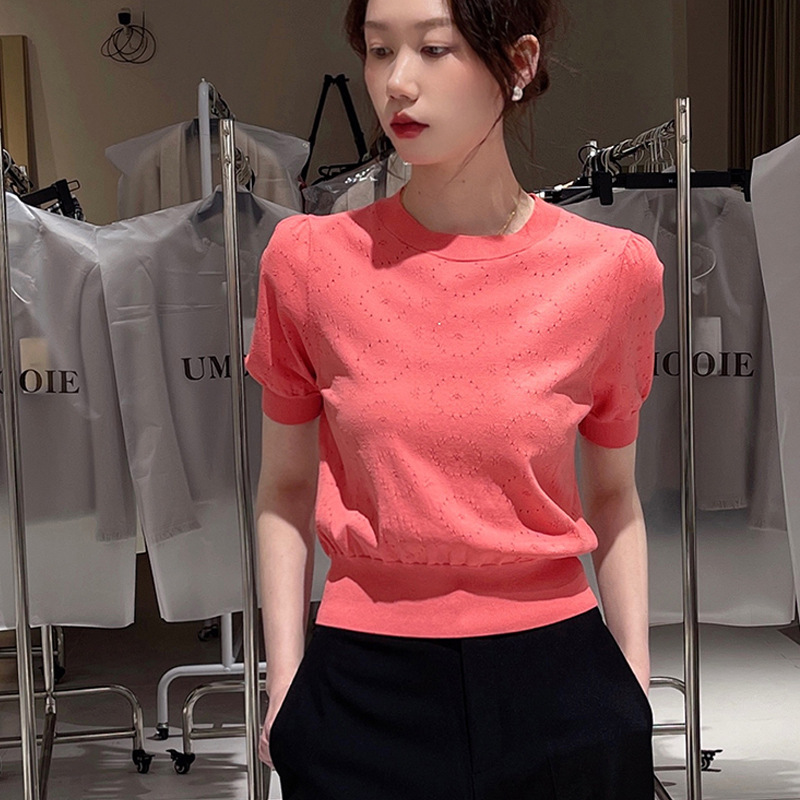 2025 Summer New Women's Knitted Short-sleeved Crewneck T-shirt Knitted Shirt Top Hollow Elegant Short All-match 2025 Summer New Women's Knitted Short-sleeved Crewneck T-shirt Knitted Shirt Top Hollow Elegant Short All-match