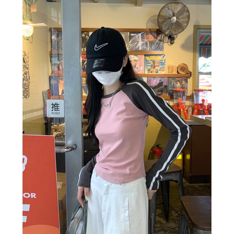 美式复古创意独特修身显瘦插肩圆领拼色短款长袖女秋季减龄洋气潮|undefined