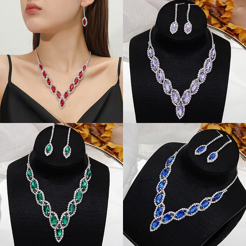 Cross-border supply European and American best-selling bridal necklace and earrings set, versatile fashionable color crystal necklace two-piece set