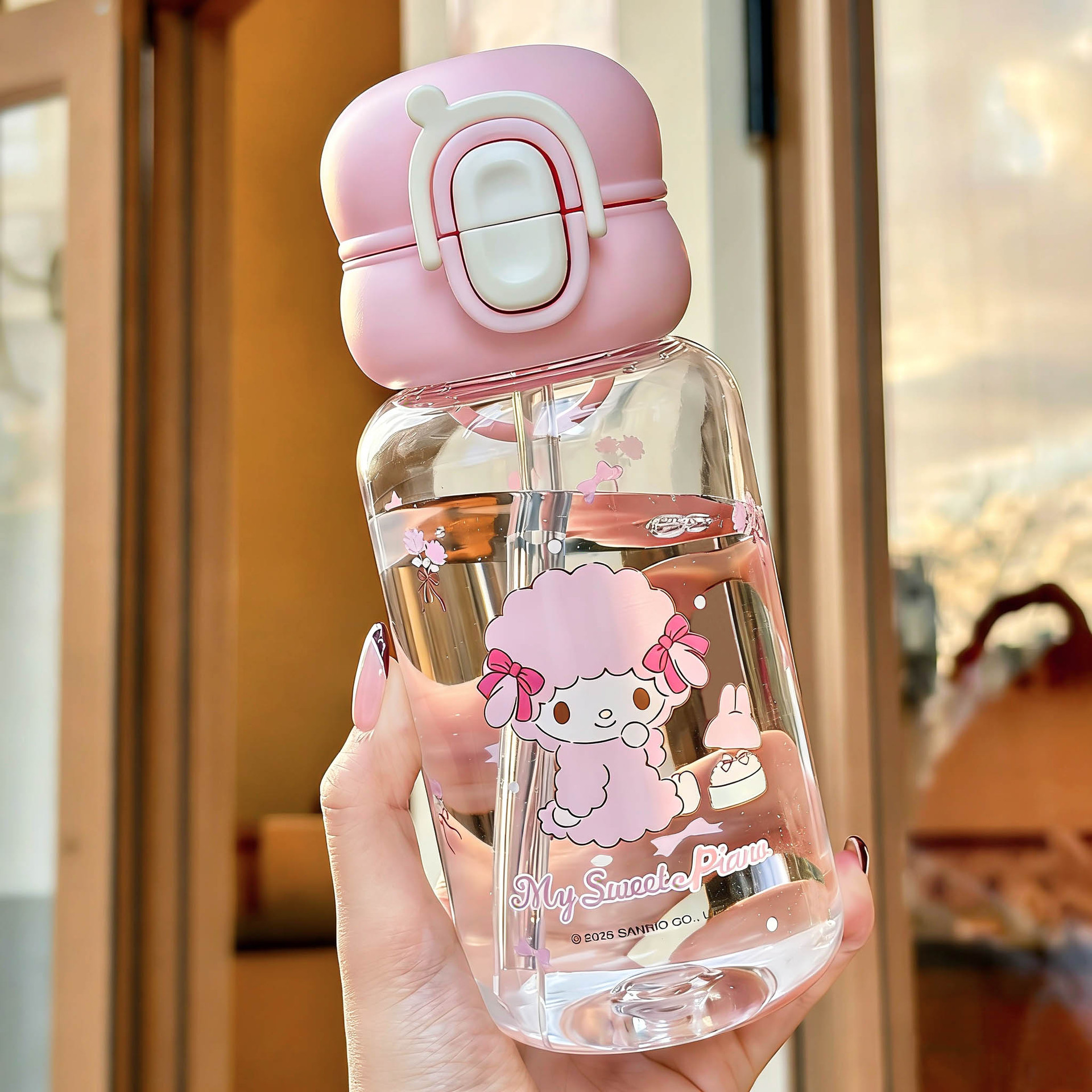 Sanrio tazas de agua para niños niñas lindas tazas de paja Kulomi tazas de plástico de gran capacidad especiales para estudiantes escolares