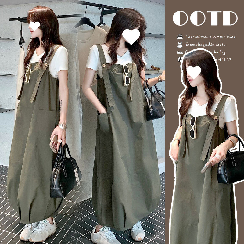 Now Available: 2026 Summer Workwear Reversible Floral Suspender Skirt and V-Neck Short-Sleeve Top Two-Piece Set Now Available: 2026 Summer Workwear Reversible Floral Suspender Skirt and V-Neck Short-Sleeve Top Two-Piece Set