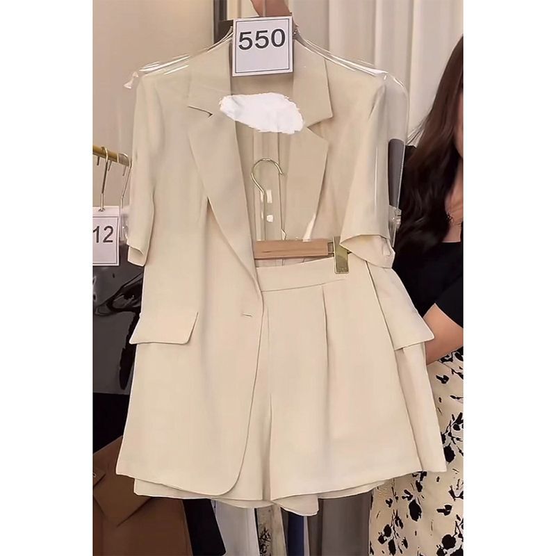 Off-White Short-Sleeved Suit Women's Summer New Style High-End Thin Short-Sleeved Suit Shorts Two-Piece Set
