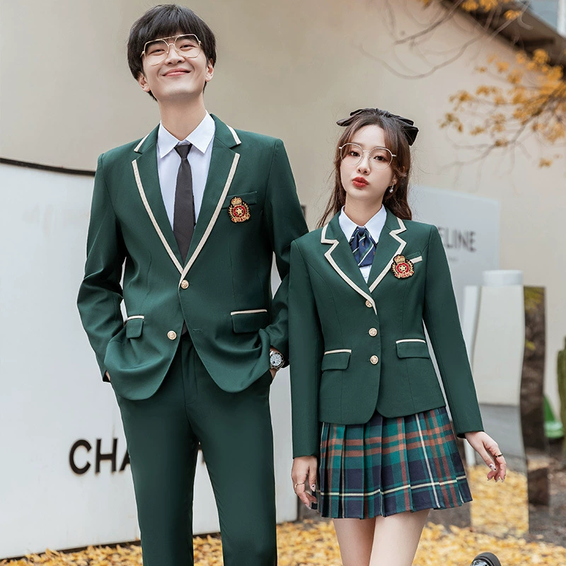 Комплект из четырех предметов: жилет, брюки, плиссированная юбка — новая коллекция весна-осень 2025, унисекс, повседневный стиль