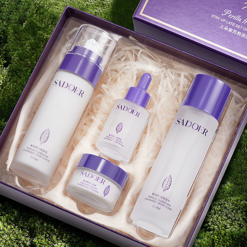 SADOER Perilla Staying Up Set de cuatro piezas hidratante para mejorar la piel toner loción set de productos de cuidado de la piel mayorista