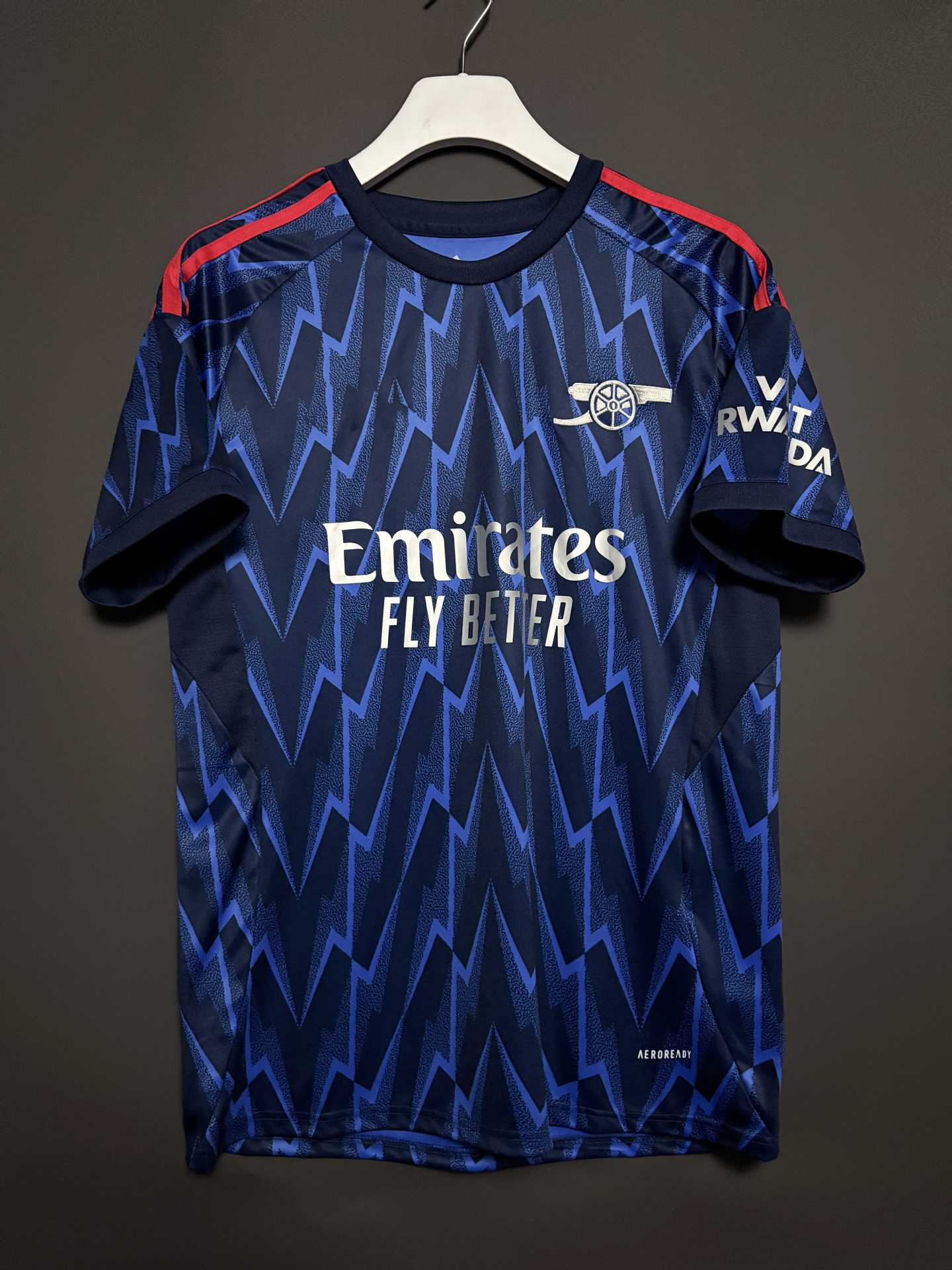 25 nuevas camisetas de fútbol Barcelona Arsenal Brasil Real Madrid Napoli Juve París Jersey al por mayor