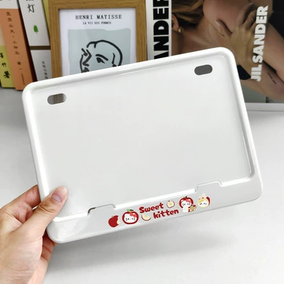 New motorcycle license plate frame, alloy cartoon design, universal rear license plate protector, compliant with new traffic regulations (Electric vehicle license plate frame) - white-kt