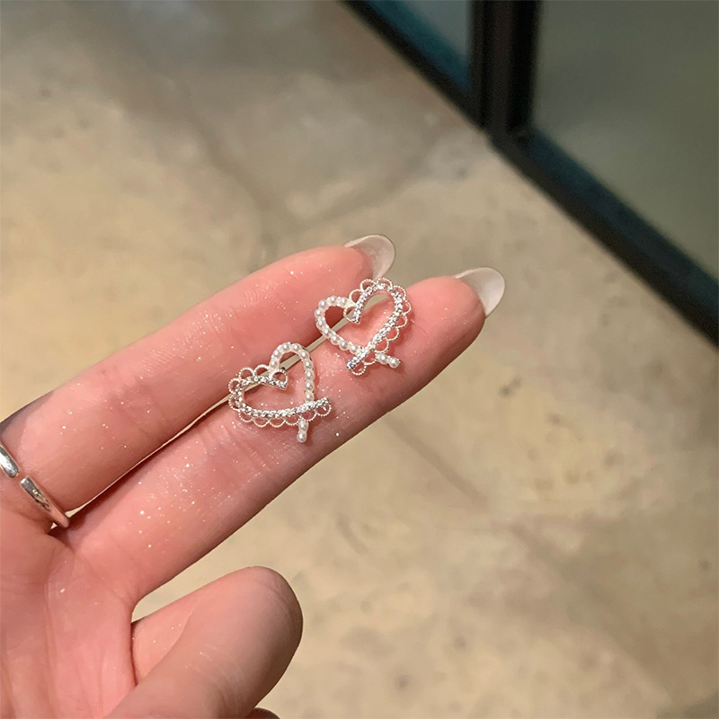 韩系镂空爱心蕾丝边珍珠耳环女轻奢高级感气质耳钉独特漂亮耳饰|undefined