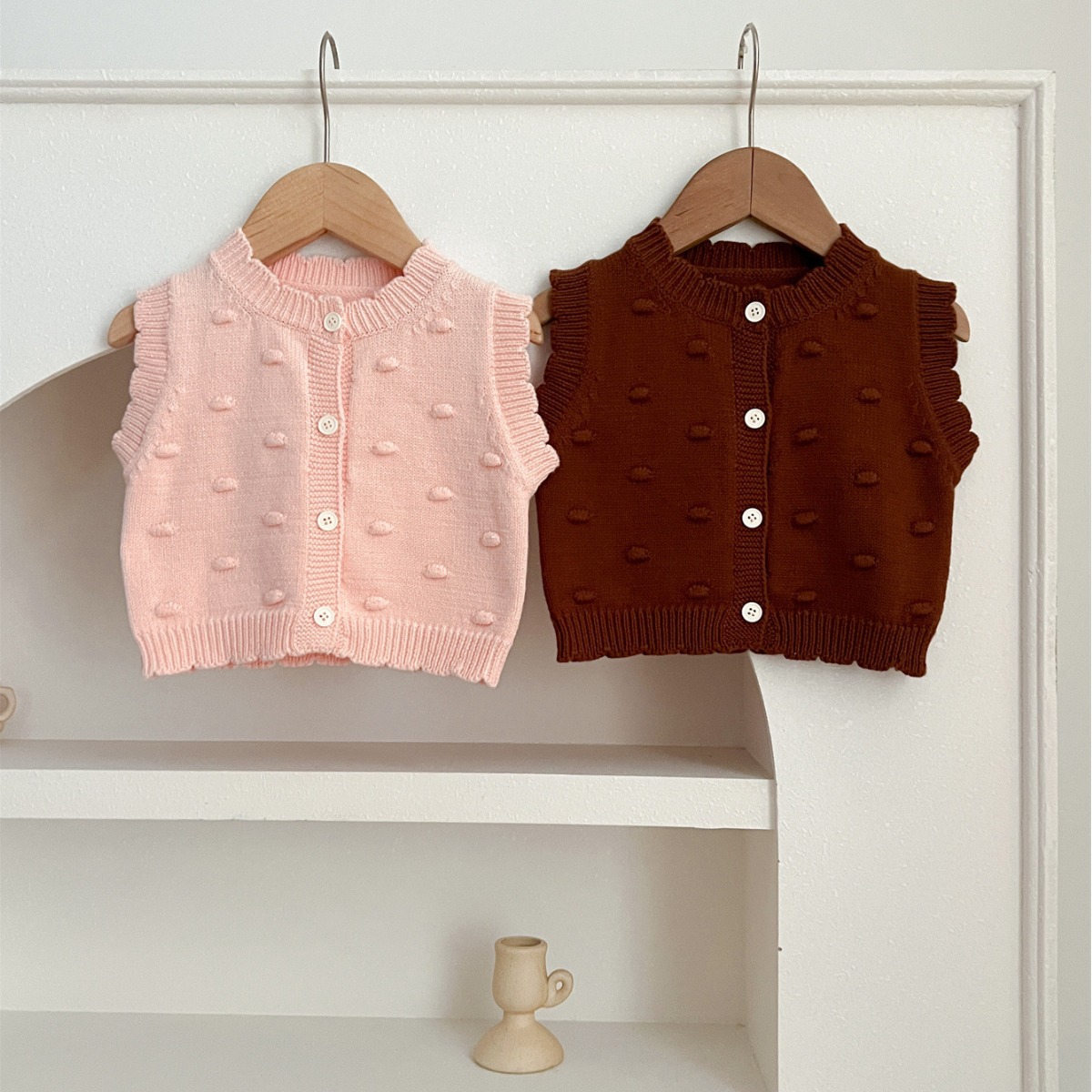 Cute Knitted Vest with Bubble Trim Trim for Baby Girls - Spring and Autumn