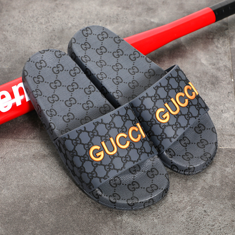 Zapatillas para mujeres frescas en el hogar, zapatillas para parejas domésticas, suela suave antideslizante Eva universal, comercio exterior para hombres, ligero y cómodo.