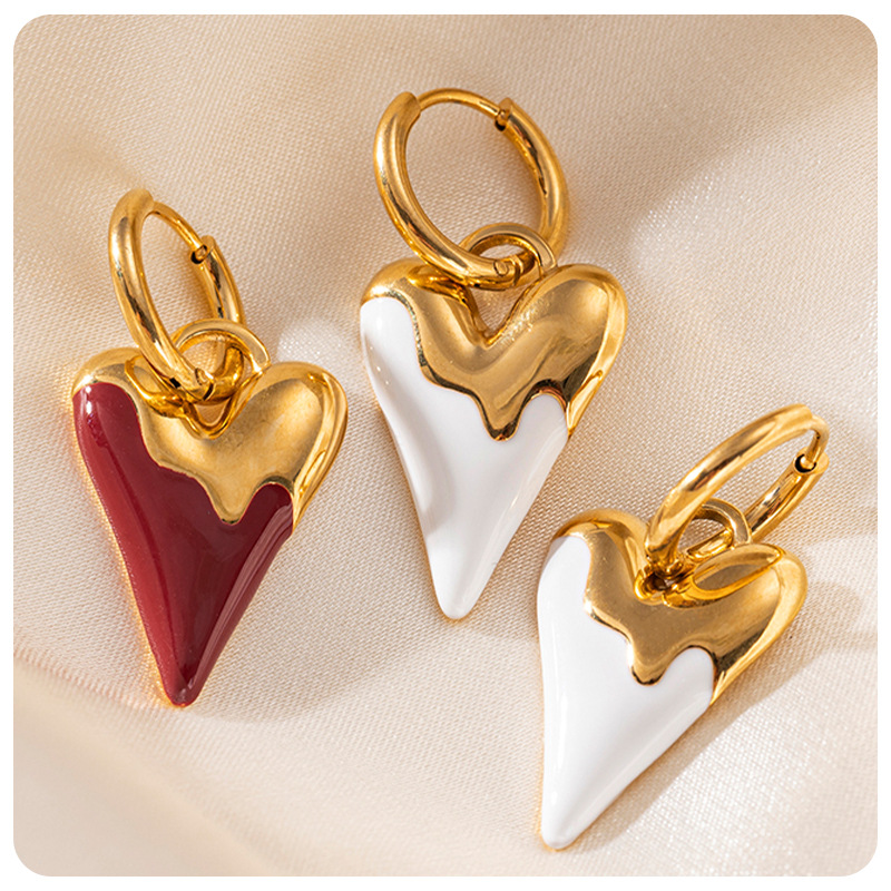 TENA Europa y los Estados Unidos de moda auriculares de acero inoxidable lujo ligero alto amor 18k oro titanio acero goteo de aceite INS ventana mujer