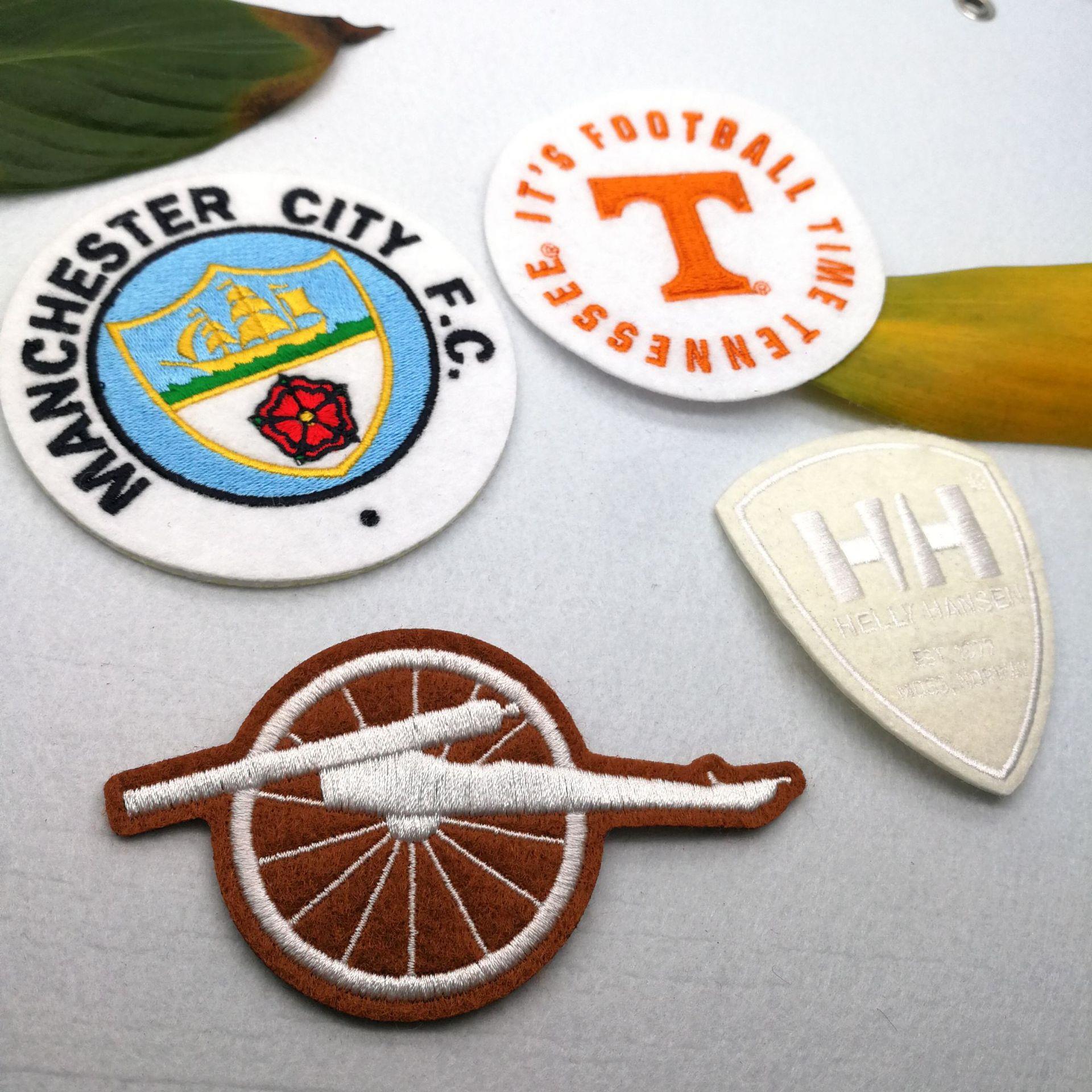 潮流百搭时尚商标刺绣标背热熔胶章 箱包卡通布贴 鞋帽布贴补丁