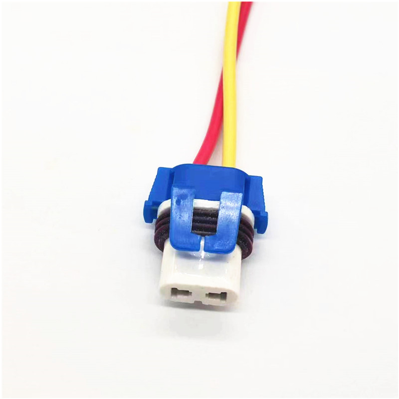 供应9005 单槽陶瓷 带线   汽车雾灯插座