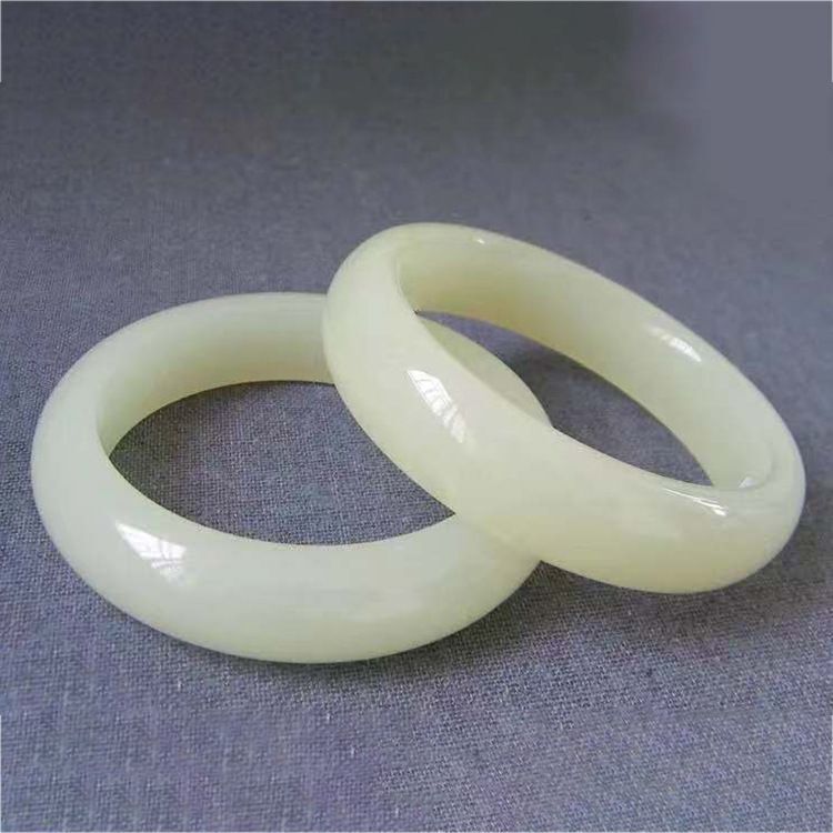 Live stream supply of wholesale high imitation Xinjiang Hetian jadeite white and light green banded bracelet, wide strip white and light green jade bracelet