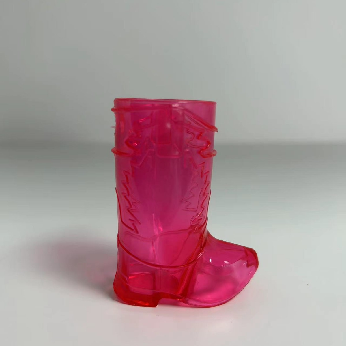 Розово-красный непористая