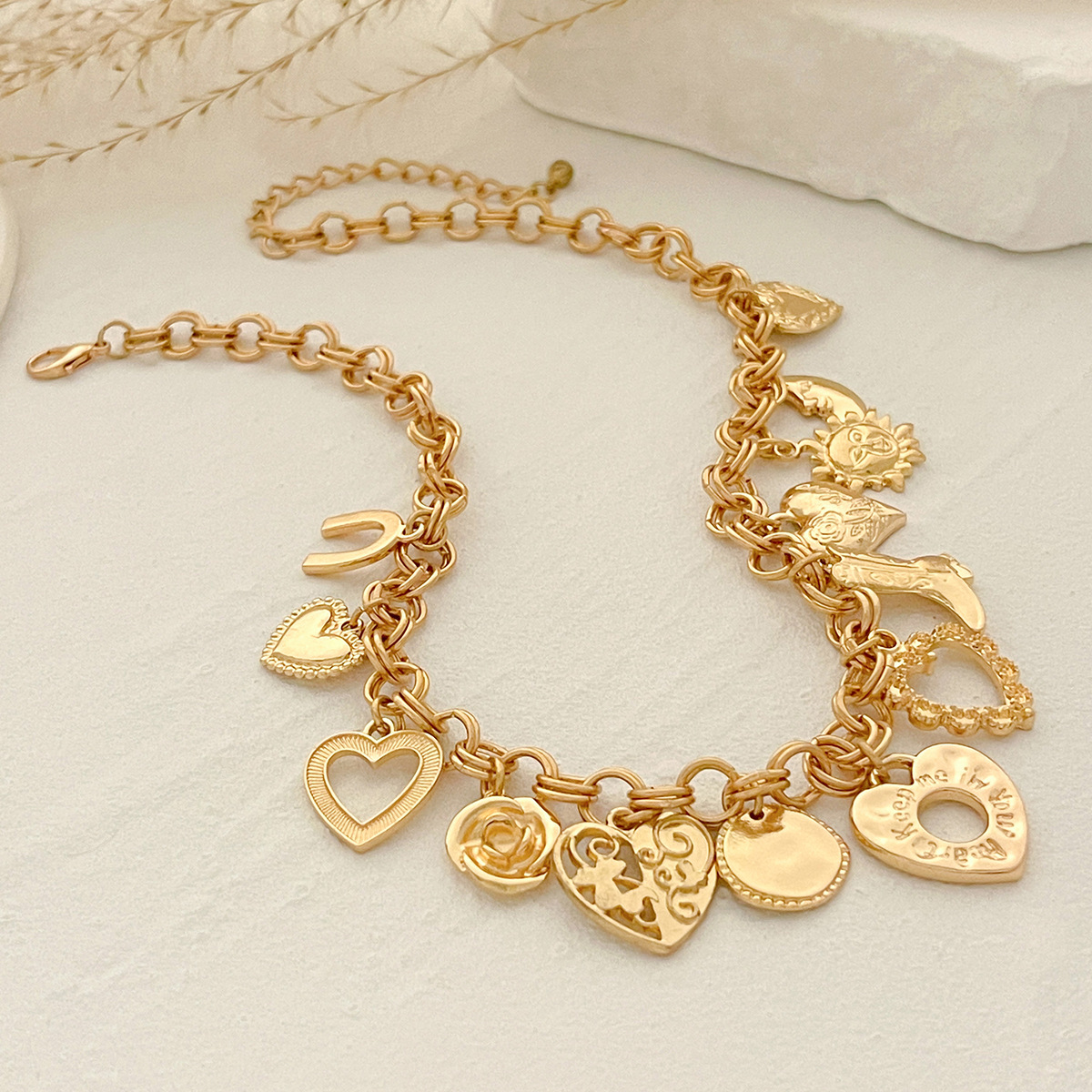 12g Weight Lobster Trigger Clasp Closure Clasp Closure Type Alloy Pendant Material Multi Charms Necklace Classification Alloy Chain Material cable chain Chain Type 1 Piece Quantity Holiday, Travel Occasion Alloy Material Geometric, Heart Shape, Shell Pattern All Seasons Season Women's Gender Plating Design Vacation, Marine Style Style Vacation Marine Style Geometric Heart Shape Shell Alloy Cable Chain Lobster Trigger Clasp Closure Layered Necklaces Wholesale 18