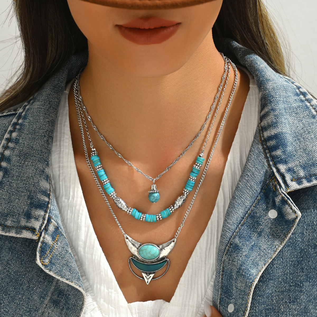 Retro turquoise necklace