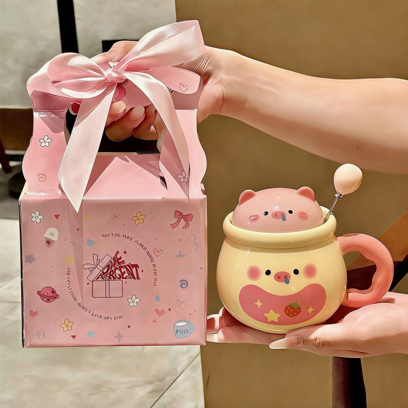 New cute teddy bear mug, stylish design with lid, perfect for couples, ceramic cup for home use, a great gift for girls