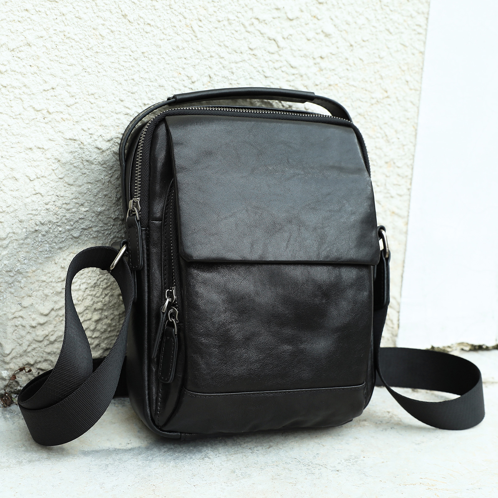 Ventas transfronterizas calientes de cuero para hombres mochila deportiva al aire libre mochila texturizada retro colección de bolsos de hombro