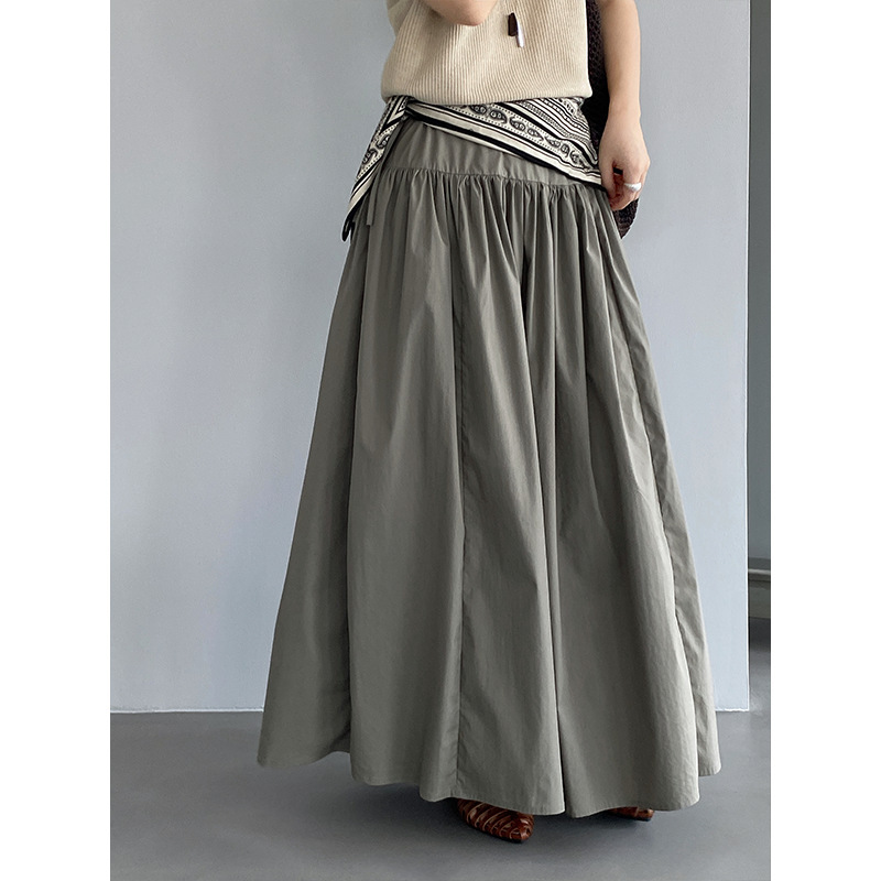 Jiang Chi: A versatile vintage long skirt with a pleated large hem and drawstring, suitable for all of autumn. 656 Jiang Chi: A versatile vintage long skirt with a pleated large hem and drawstring, suitable for all of autumn. 656