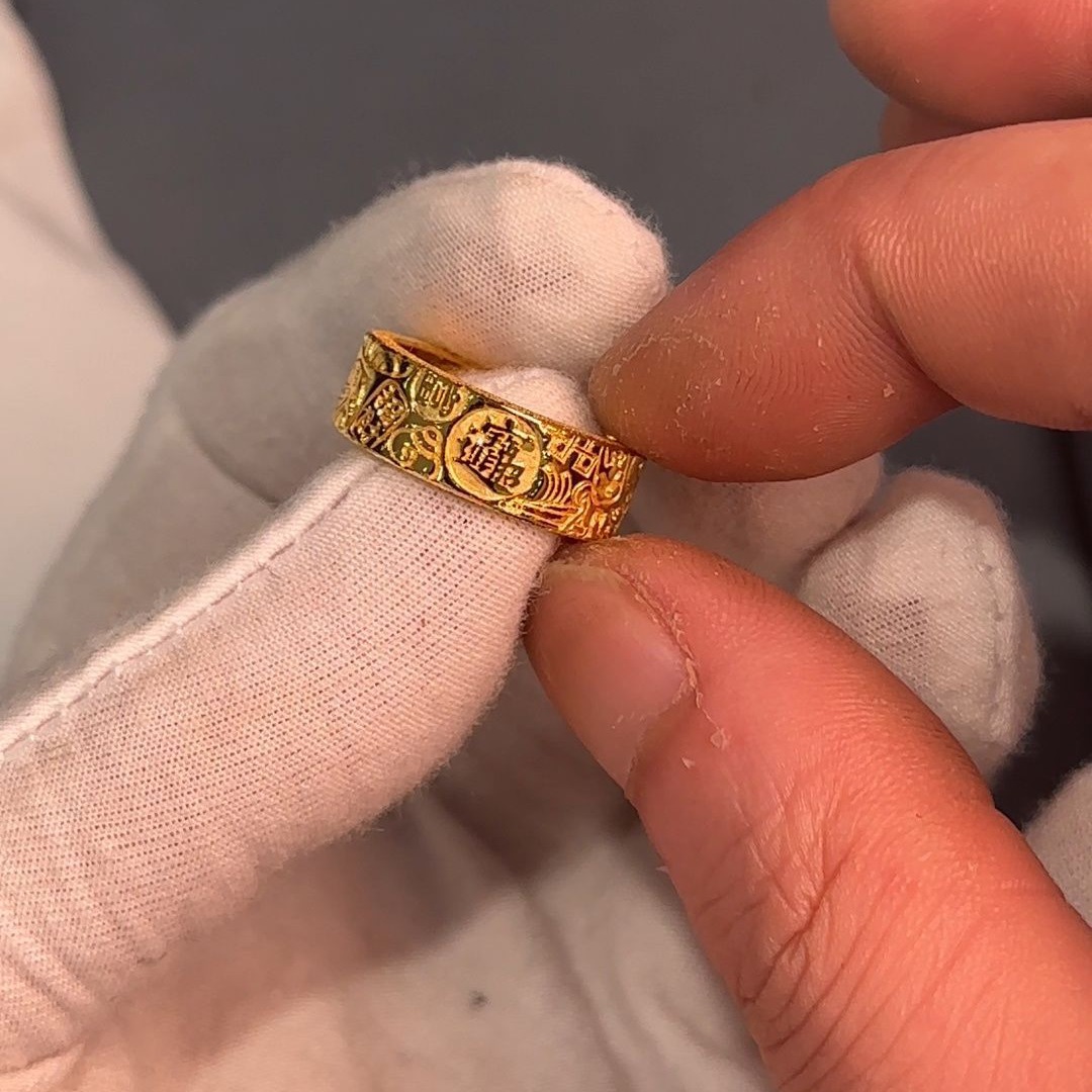 Retro ethnic golden small design fashionable ring