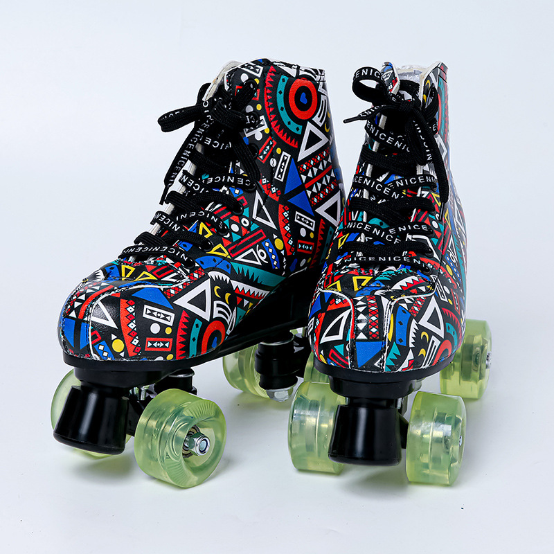 Fábrica al por mayor nuevo adulto doble fila patines niños cuatro patines adultos hombres y mujeres patines patinaje flash