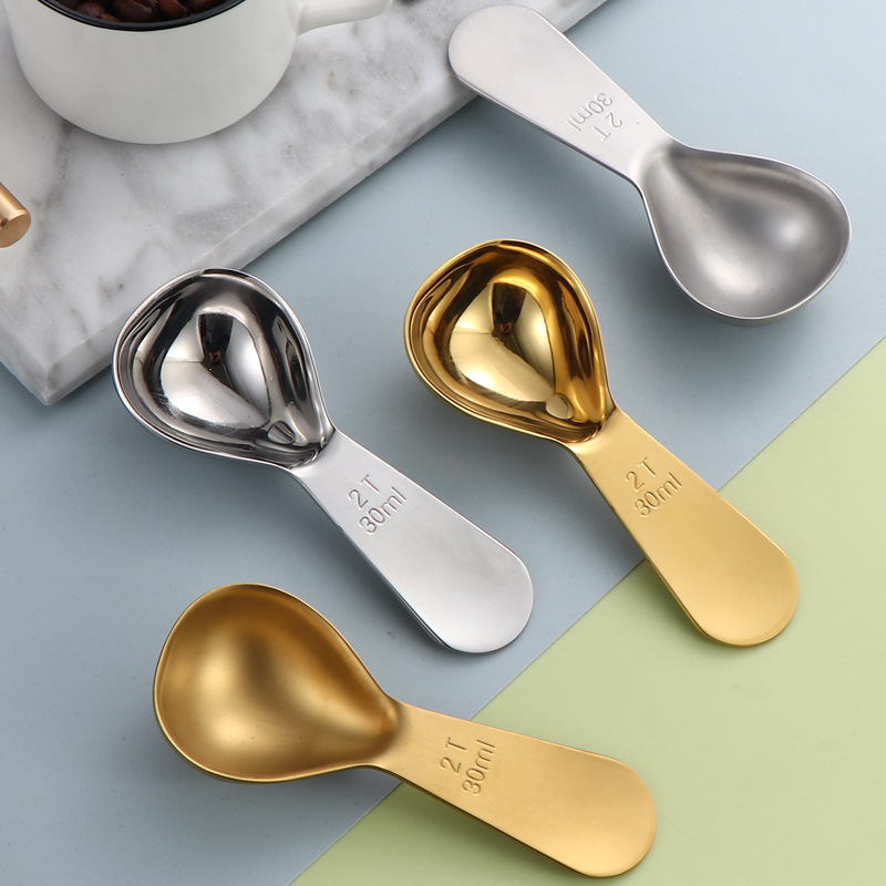 Cuchara de medición de granos de café en forma de corazón de acero inoxidable transfronterizo cuchara de medidor de oro con logotipo 15ml 30ml cuchara de leche en polvo