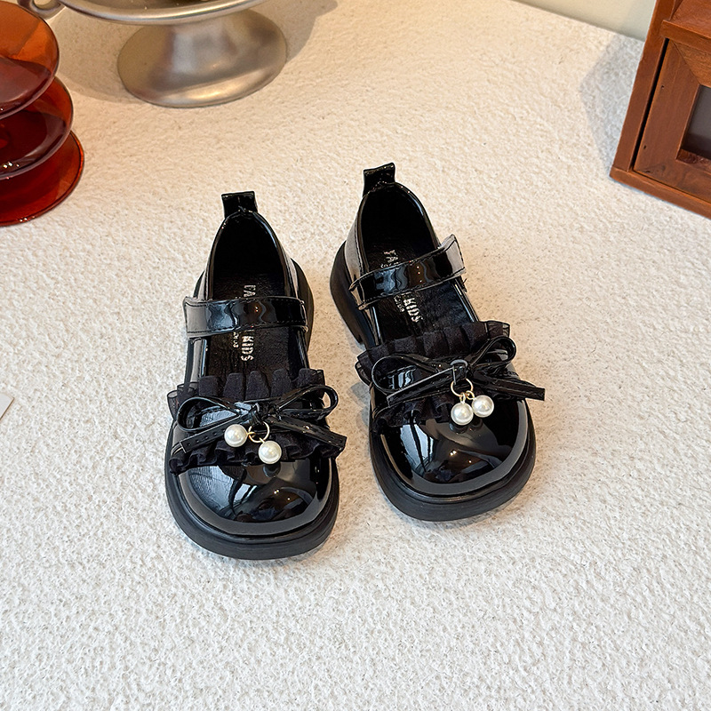 Zapatos de cuero de niñas Lolita dulces zapatos de princesa primavera y otoño 2025 nuevos zapatos de arco de estilo extranjero zapatos de espectáculo de chicas
