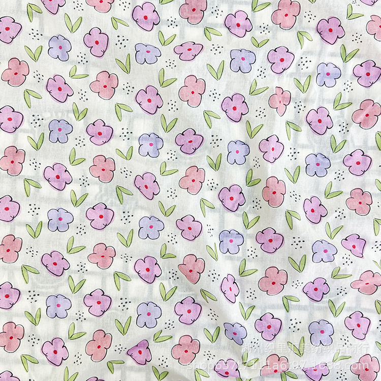 全棉40支数码印花面料厂家批发纯棉碎花布童装成人家居服箱包府绸
