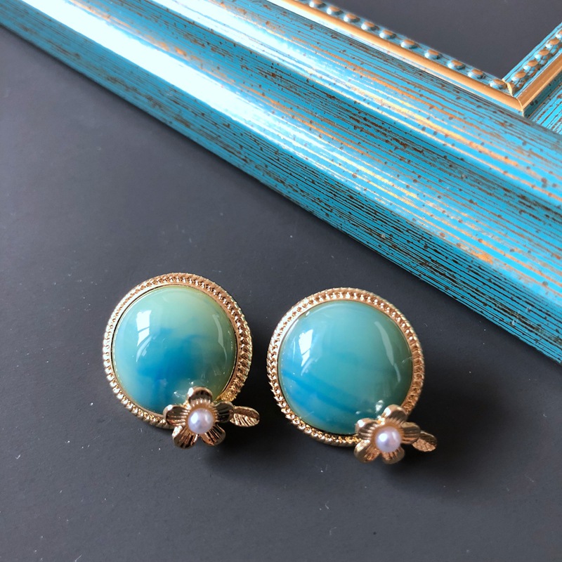 Wholesale Jewelry Retro Green Blue Gemstone Earrings Nihaojewelry display picture 6