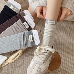 韩系好看袜子女秋冬款中筒袜撞色布标学院风女袜洋气潮网红堆堆袜