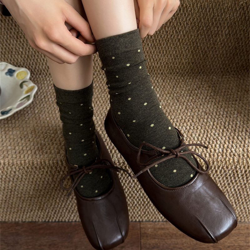 26 Early autumn new collection: women's socks, polka dot mid-calf socks, breathable cotton, Japanese-style mid-calf socks, women's slouch socks 26 Early autumn new collection: women's socks, polka dot mid-calf socks, breathable cotton, Japanese-style mid-calf socks, women's slouch socks