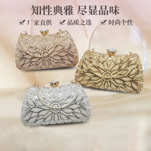 2025 New Cross-Border Evening Bag European and American Banquet Bag Women's Handbag Fashionable Dress Evening Party Bag Light Luxury
