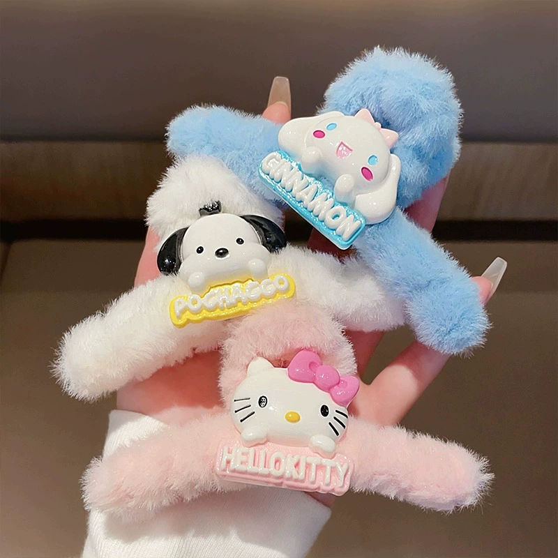 Заколка для волос Sanrio плюшевая, демисезонная пушистая, с персонажем