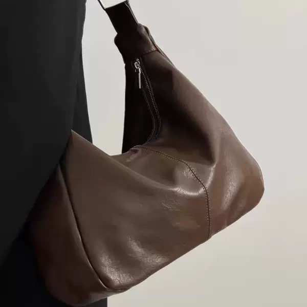 Large-Capacity Retro Bag Women's Autumn and Winter New Fashion Versatile Shoulder Bag Student Class Commuting Tote Crossbody Bag